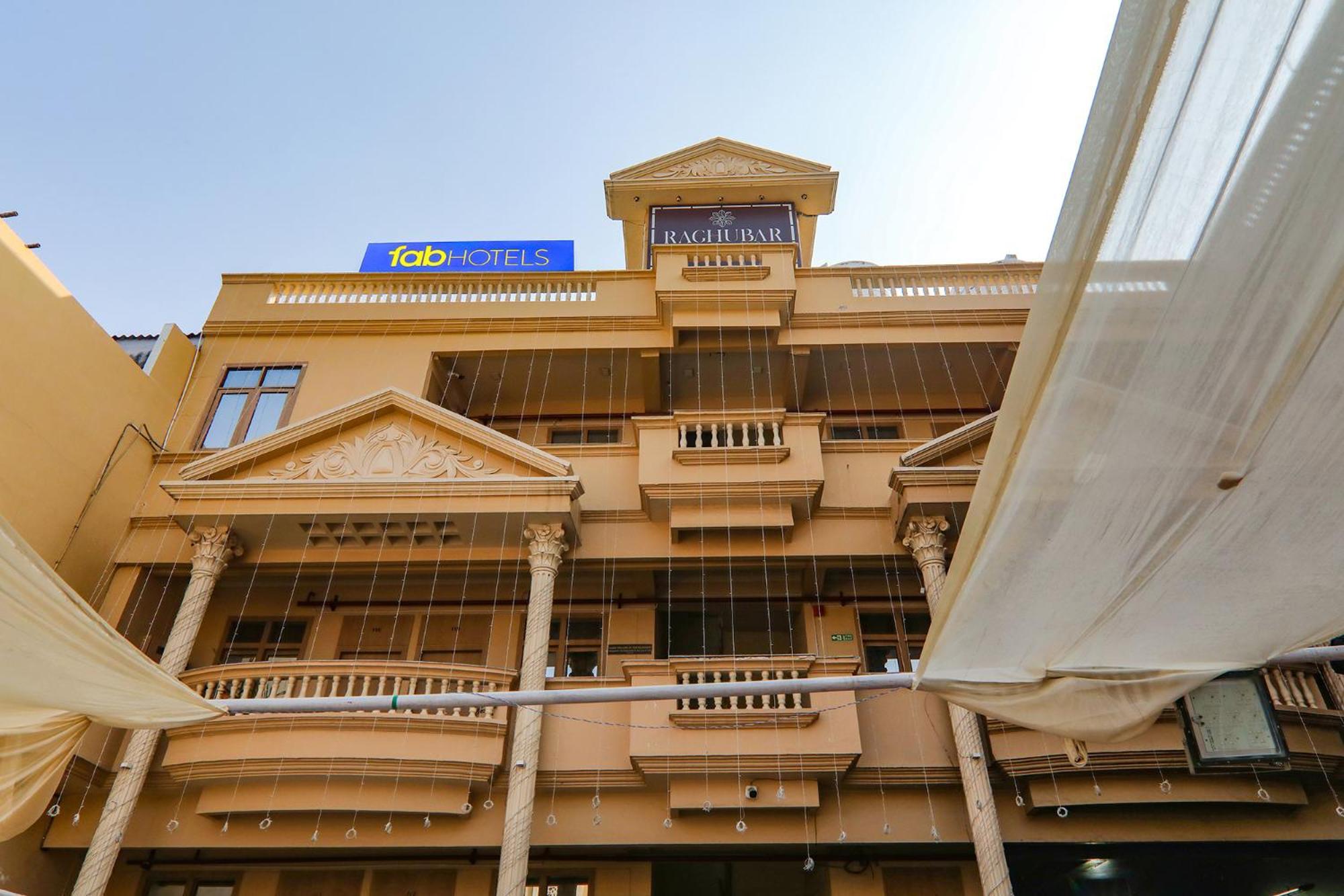 Fabhotel Raghubar Kripa Lucknow Exterior foto